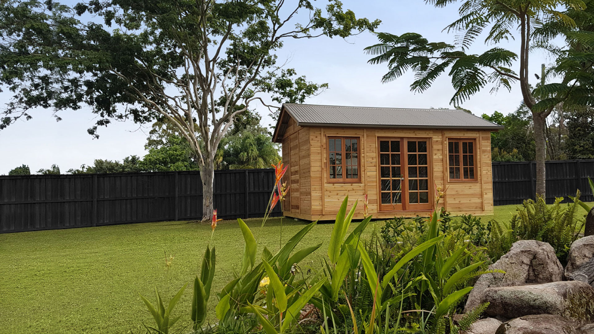 Cedar Storage Sheds - Cedar Garden Sheds for Sale STILLA